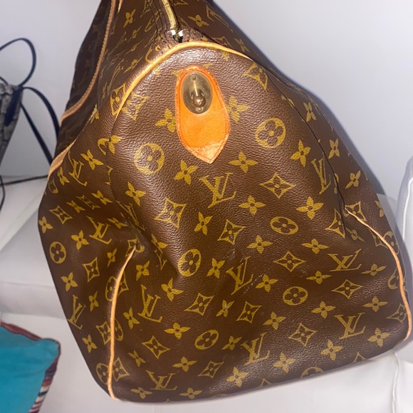 📸🎥NEW PICS + VIDEO ADDED🎥📸 Louis Vuitton Monogram Keepall 55 - Picture 4 of 17